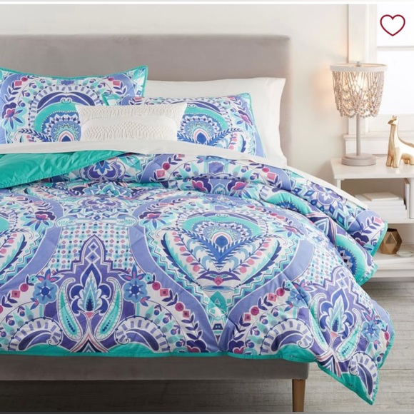 Pottery Barn Teen Other - Pottery Barn Teen kaleidoscope,full/queen comforter, and pillow shams